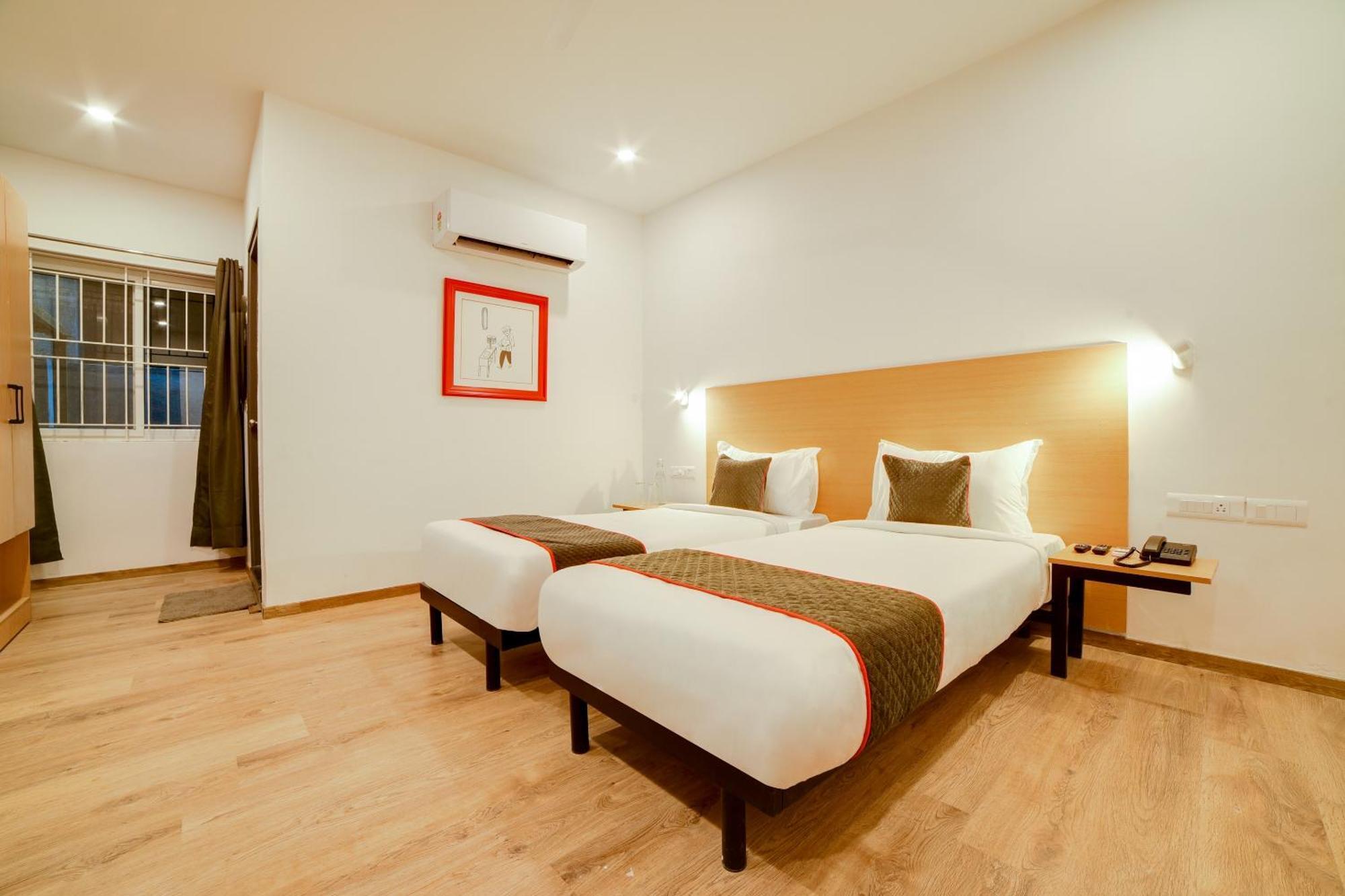 Super Townhouse Hosur Main Road Bommanahalli Near Gopalan Innovation Mall Bangalore Esterno foto