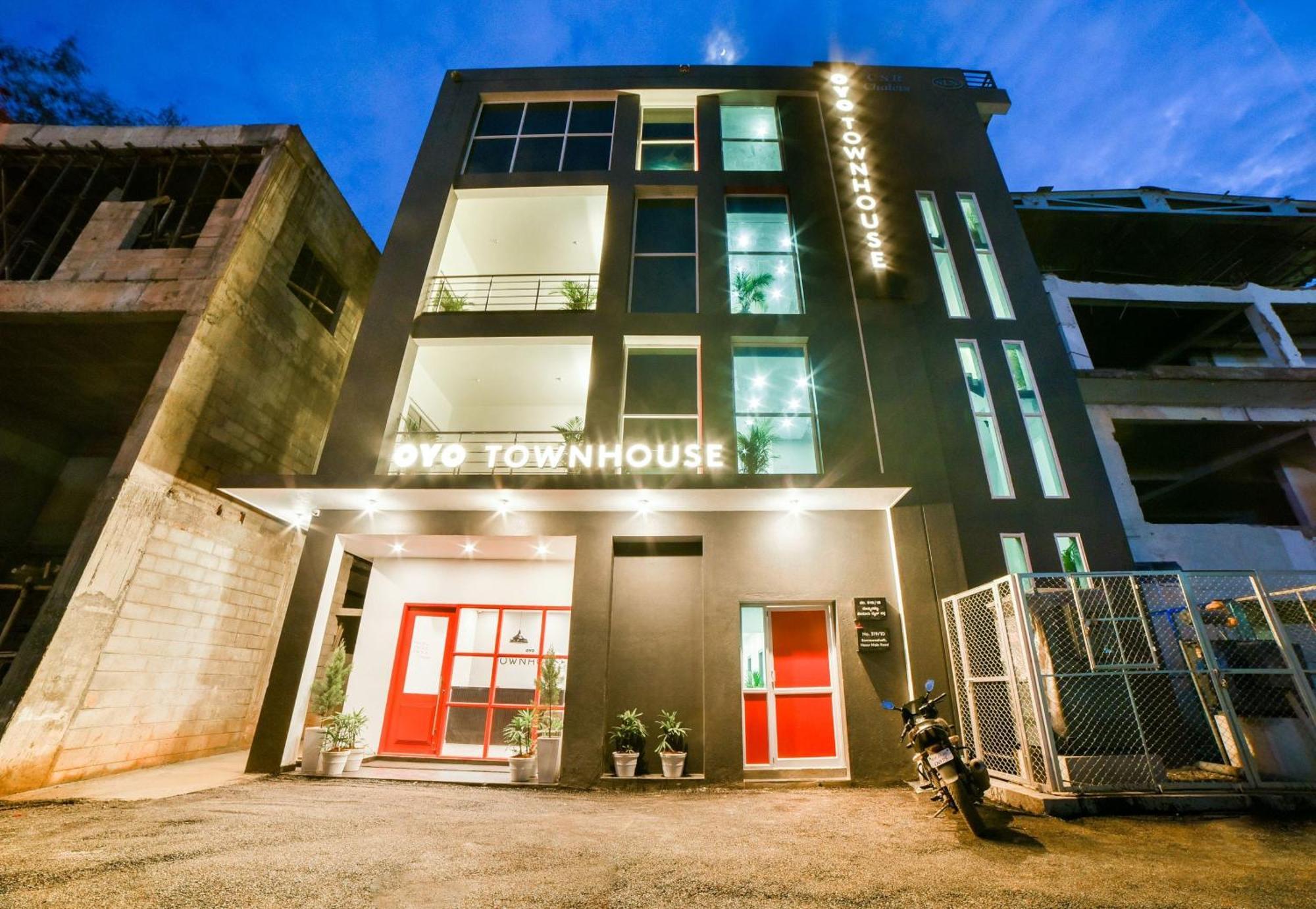 Super Townhouse Hosur Main Road Bommanahalli Near Gopalan Innovation Mall Bangalore Esterno foto