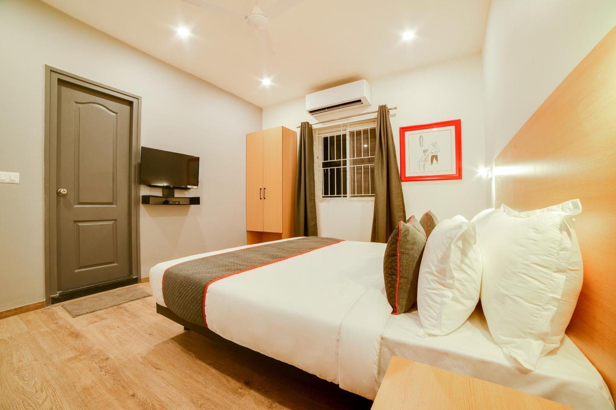 Super Townhouse Hosur Main Road Bommanahalli Near Gopalan Innovation Mall Bangalore Esterno foto